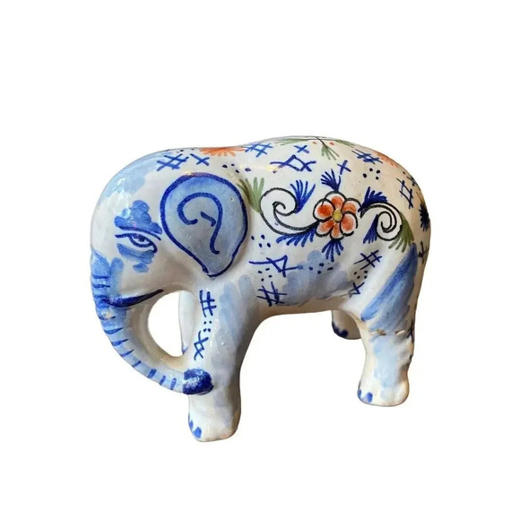 Vintage Small floral print elephant  Figuring  home office decor - Picture 1 of 3
